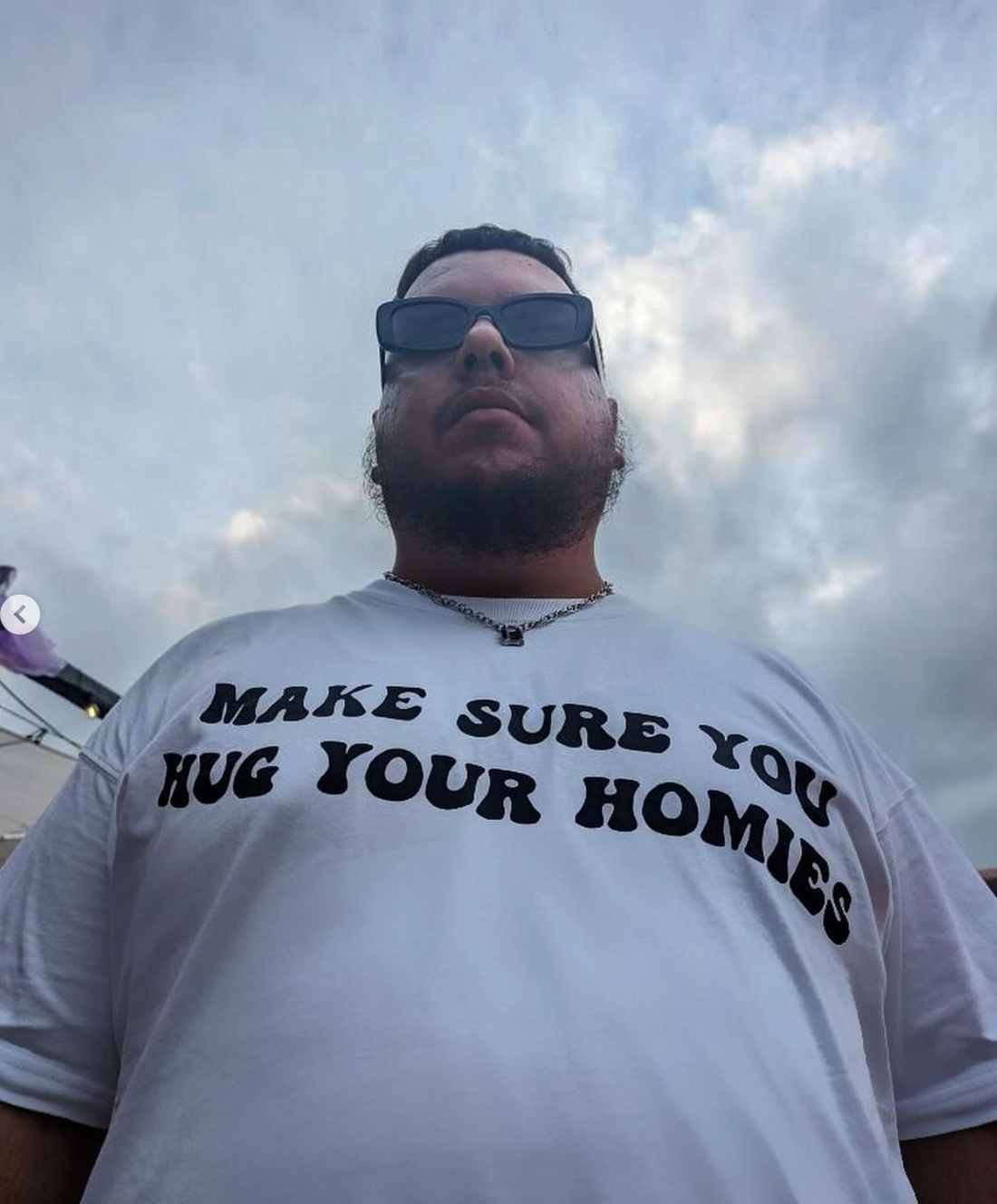 Hug Your Homies Tee Short Sleeved Shirt - NOT A BAD LIFE 💐