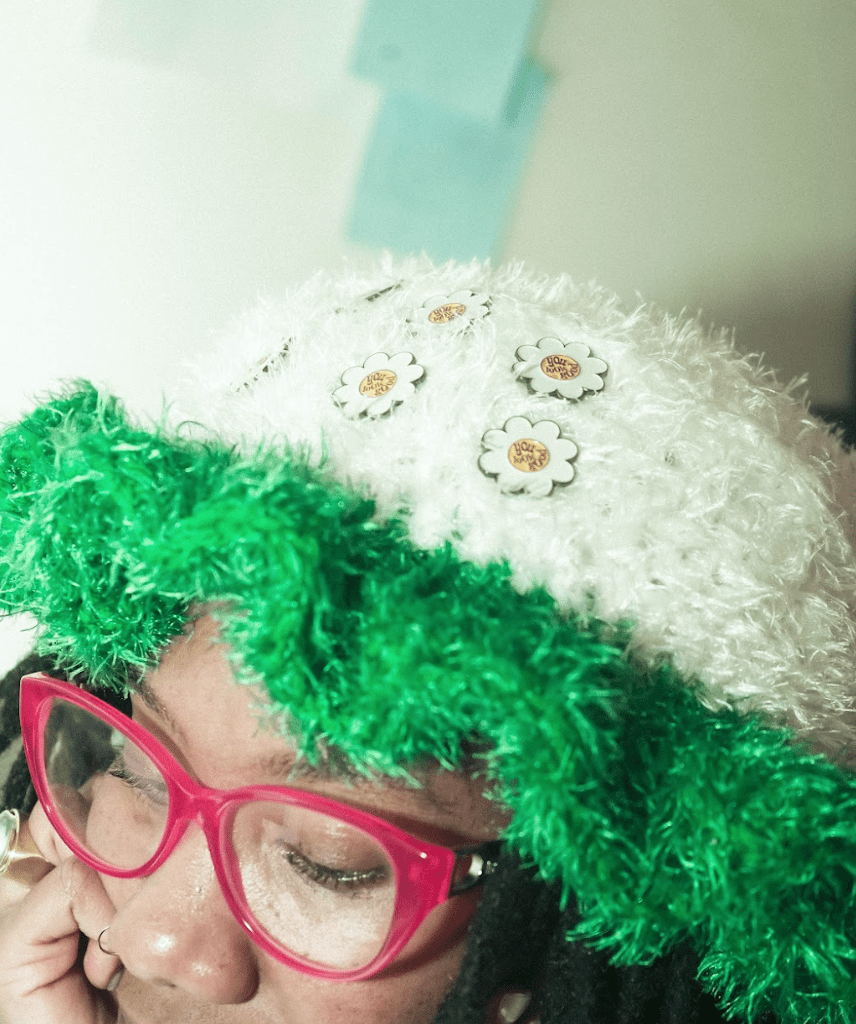 You Look Good Enamel Pin - NOT A BAD LIFE 💐